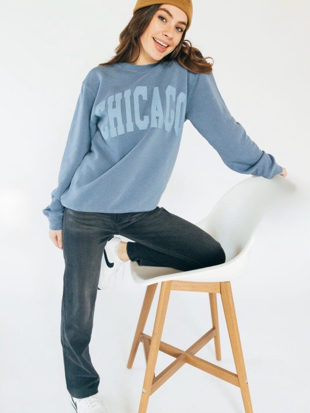 Alice & Wonder Chicago Collegiate Puff Sweatshirt